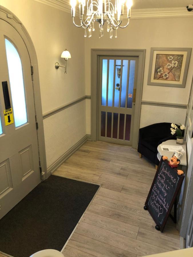 Trinity Guest House ハートルプール エクステリア 写真